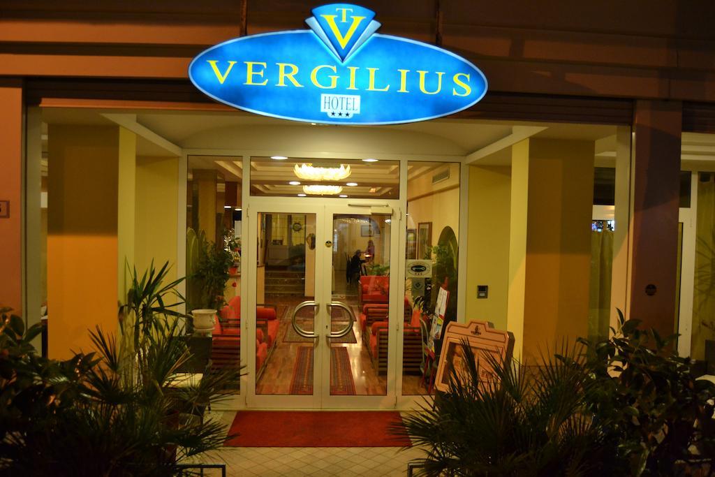 Hotel Vergilius Riccione Exterior photo